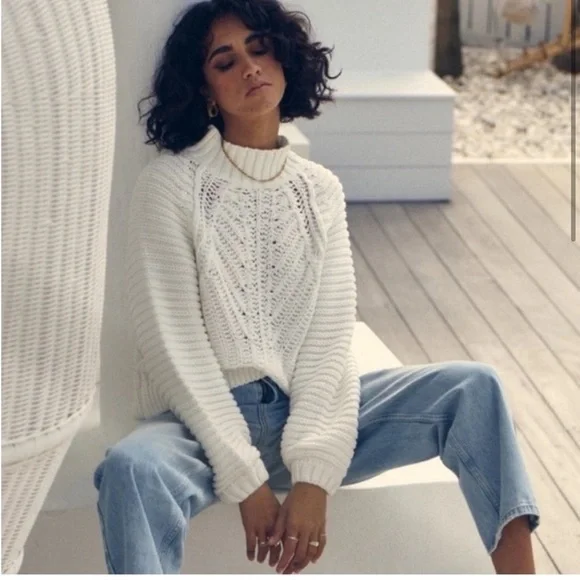 Free People Chunky Knit Sweetheart Sweater Size Small - Picture 3 of 9